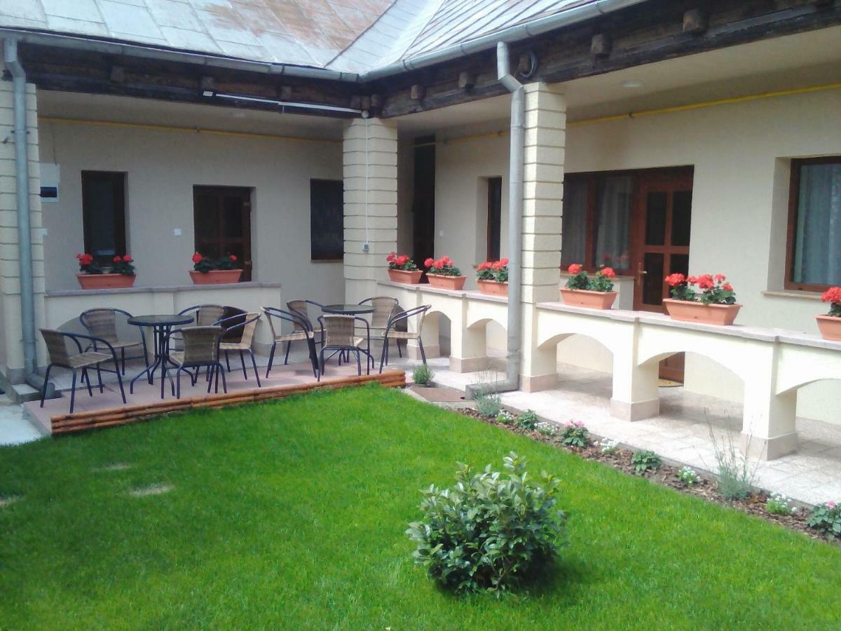Casa TRANSILVANIA Oradea Exterior foto